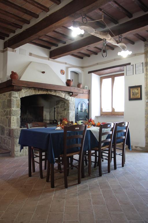 Il Vallone Di Melezzole Villa Buitenkant foto