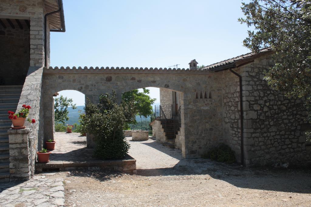 Il Vallone Di Melezzole Villa Buitenkant foto