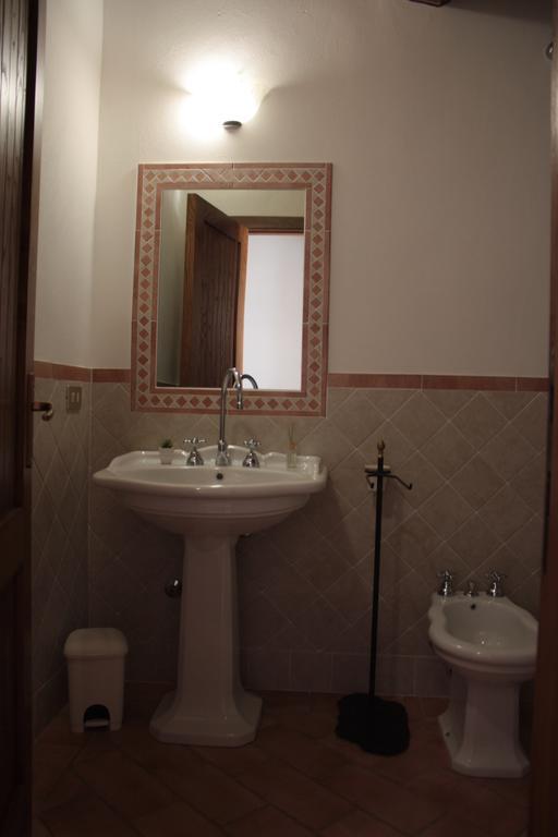 Il Vallone Di Melezzole Villa Buitenkant foto