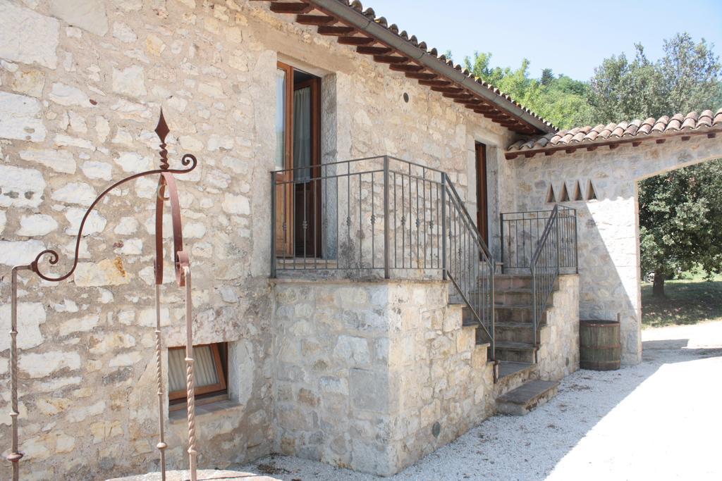 Il Vallone Di Melezzole Villa Buitenkant foto